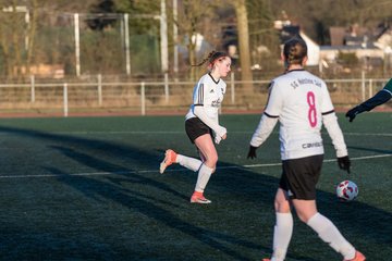 Bild 251 - Frauen SG Holstein Sued - SV Gruenweiss-Siebenbaeumen : Ergebnis: 0:2